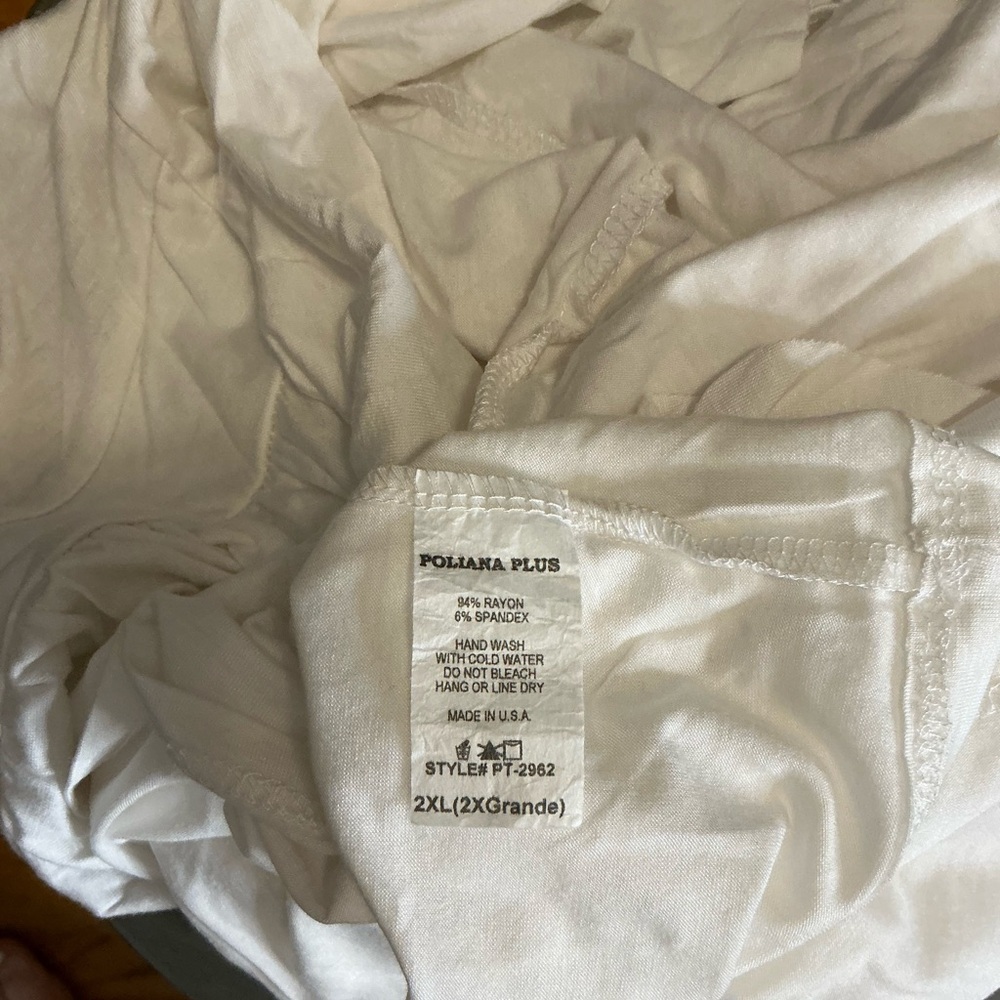 White Ruffle Sleeve Blouse - Picture 4 of 5
